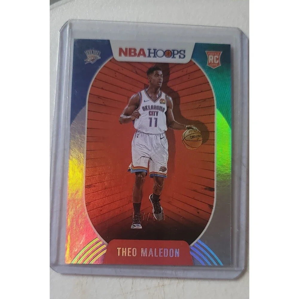 2020-21 Panini NBA Hoops - Théo Maledon #230 Silver /199 (RC)